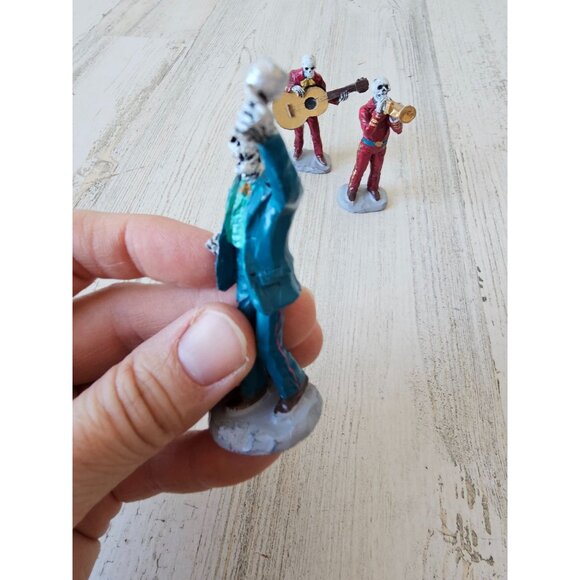 Lemax skeleton band musical drinking‎ people accessory Halloween set guitar - Picture 3 of 11